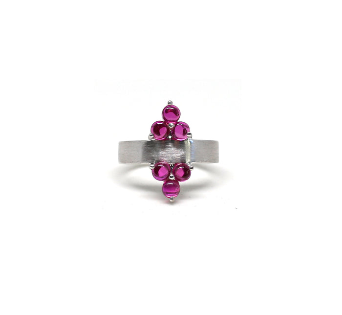 Tristone Ring